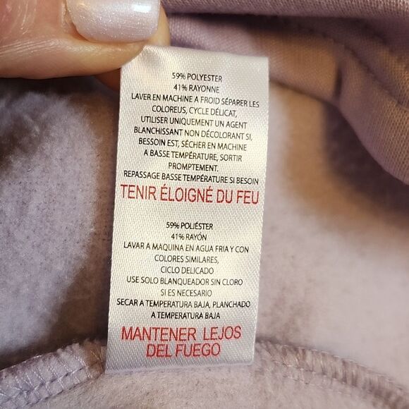 Rae Dunn Lavender Long Sleeve Sweatshirt, SNUGGLE Logo, Soft Fuzzy Insude, M - Picture 8 of 8